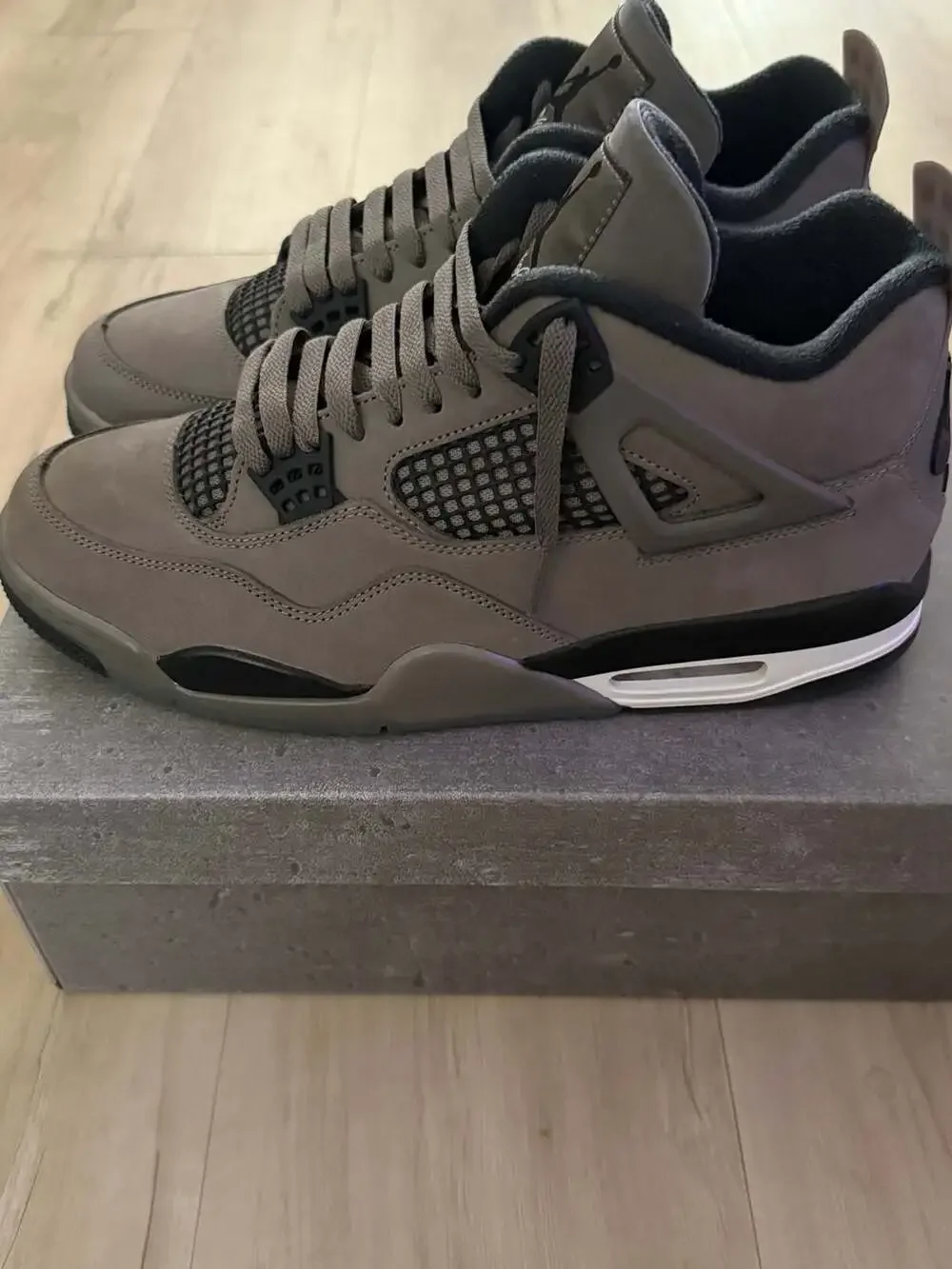 Air Jordan 4 Retro 'Cave Stone'